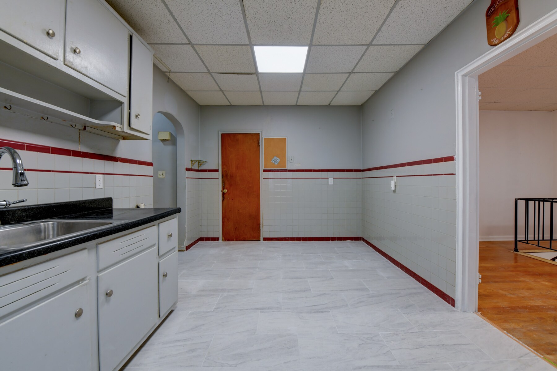 Building Photo - 71 Carmer Ave