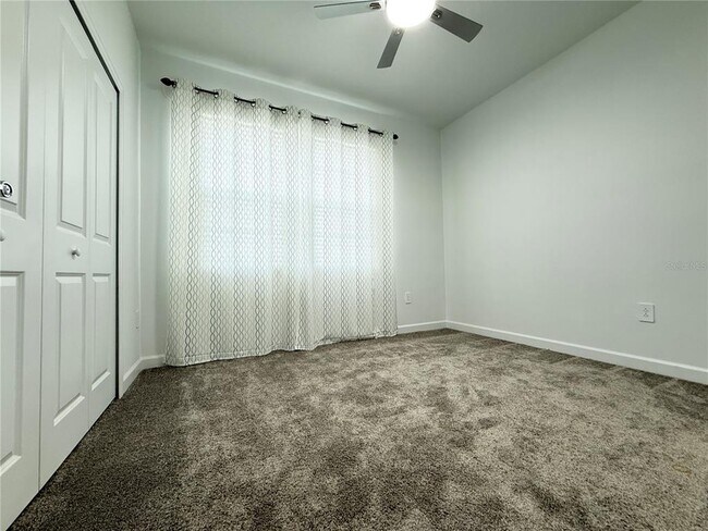 Building Photo - 7117 Dilly Lake Ave