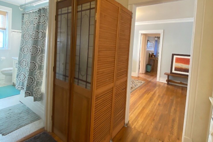 Building Photo - 5614 N Wayne Ave