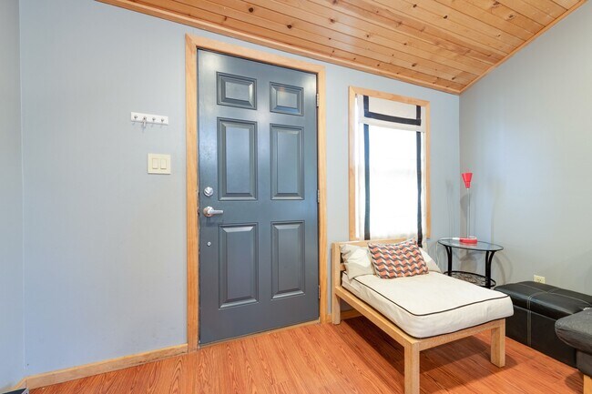 Building Photo - 5500 Westminster Dr