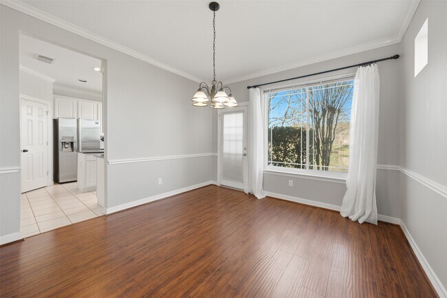 Building Photo - 4208 Greystone Way