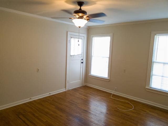 Building Photo - 708 W Largent St