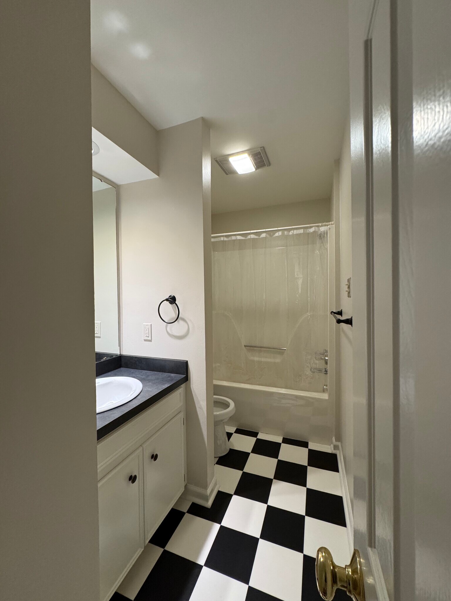 Front Bath. - 7510 Indiana Ave