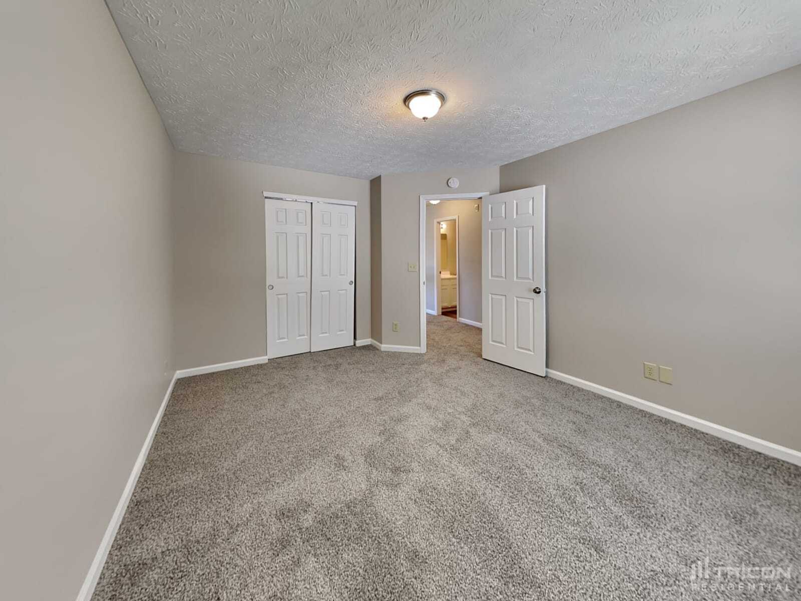 Building Photo - 1022 Pine Mountain Way