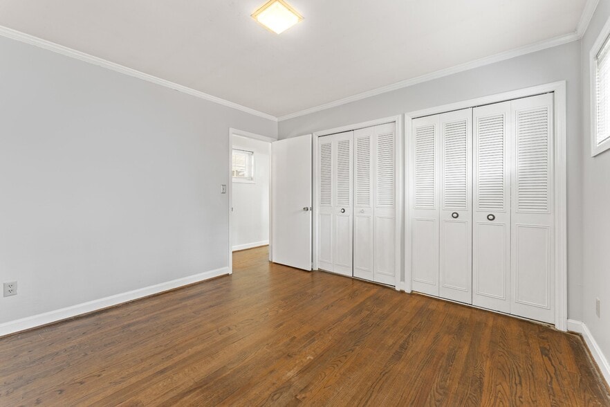 Building Photo - 34 Knoxbury Terrace
