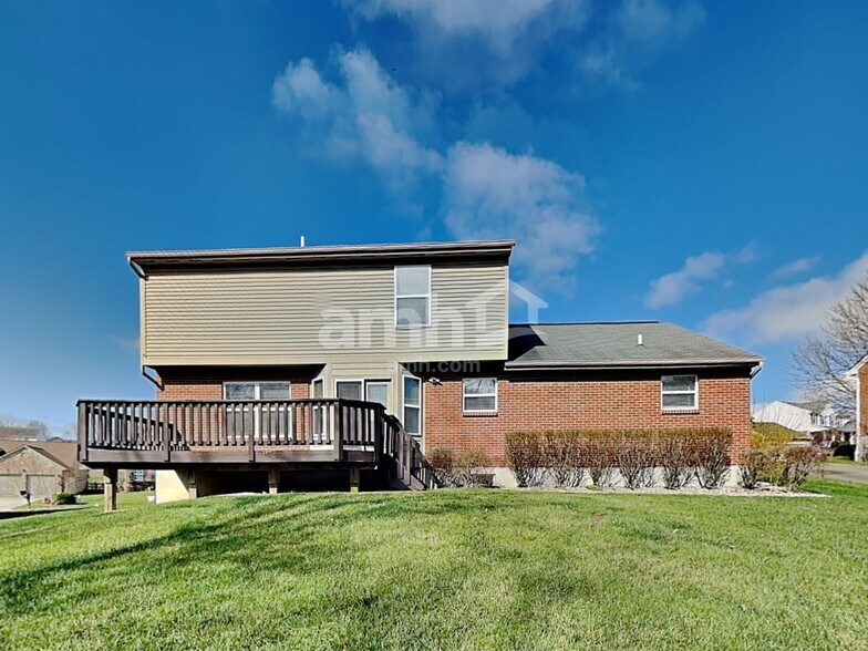 Building Photo - 2618 Spring Mill Pl