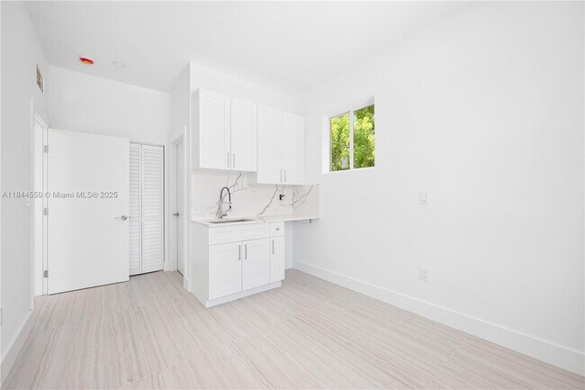Building Photo - 10745 SW 217th St