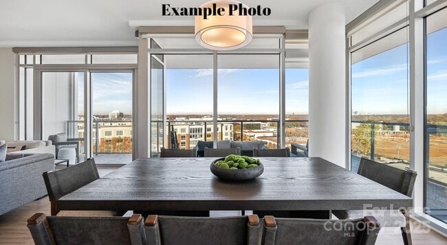 Building Photo - 4425 Sharon Rd