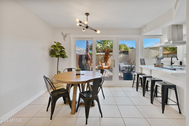 Building Photo - 5909 N 81st St