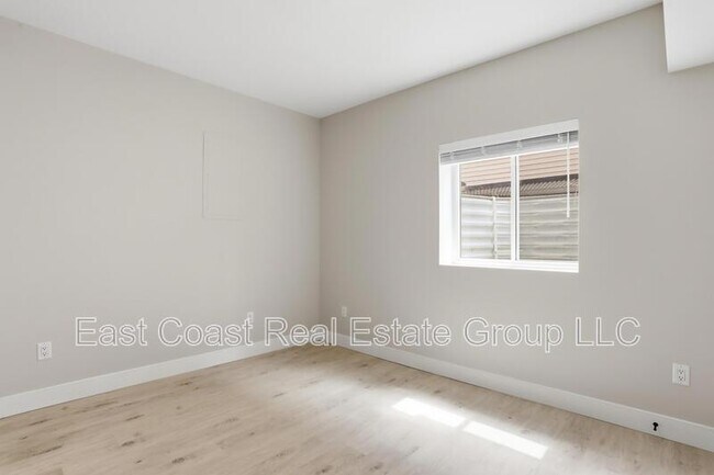 Building Photo - 530 N Third St B