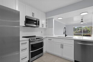 Building Photo - 4100 N 58th Ave