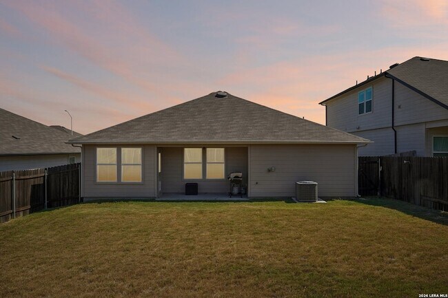 Building Photo - 841 Bahia Pl