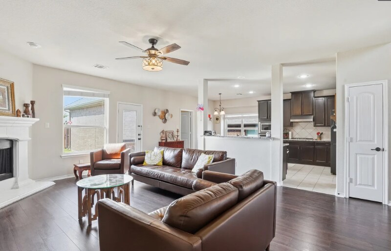 Building Photo - 2615 Gum Tree Trl