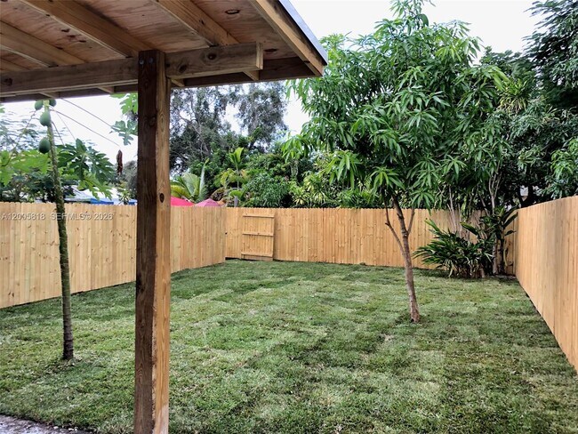 Building Photo - 2465 NE 183rd St