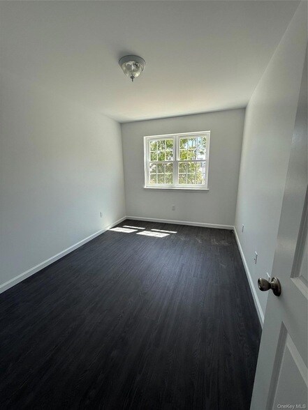 Building Photo - 338 Beach 46th Street