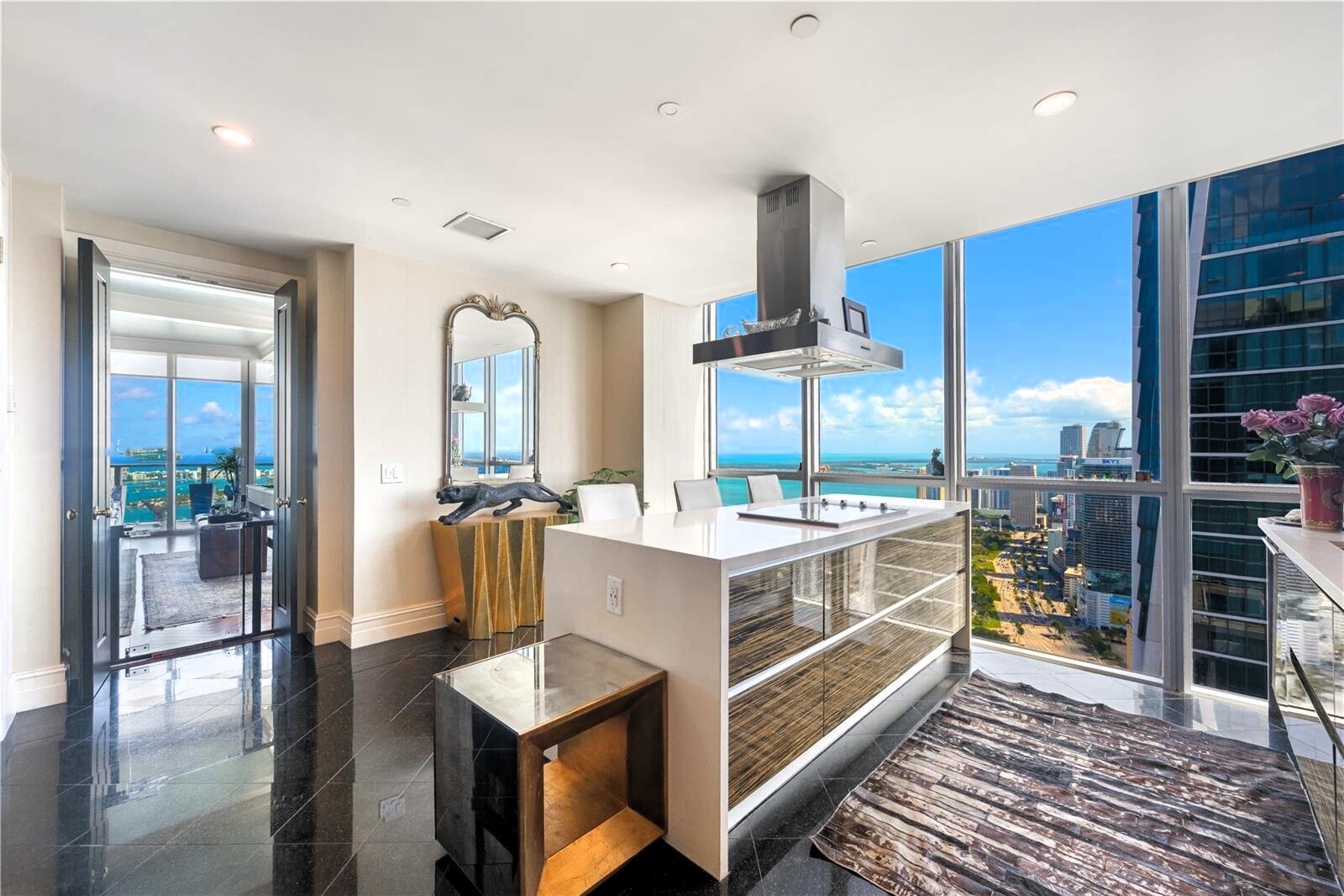 Building Photo - 1100 Biscayne Blvd
