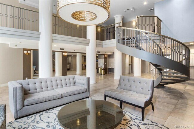 Building Photo - 100 Cutter Mill Rd