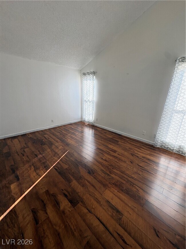 Building Photo - 6215 Don Zarembo Ave