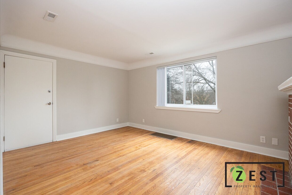 Building Photo - 9770 Outer
