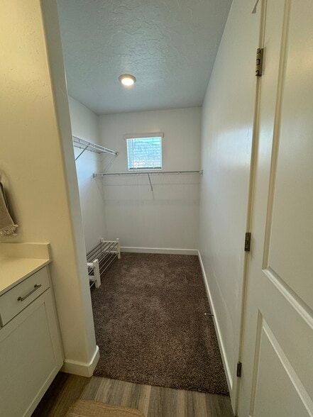 Building Photo - 1144 W Summit Ridge Pky