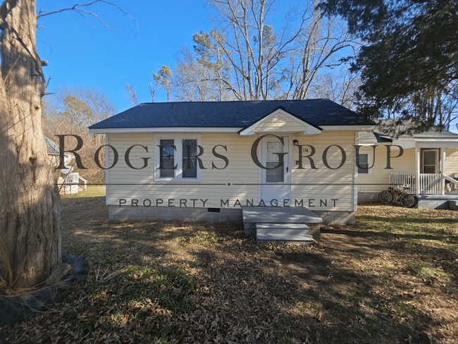 Building Photo - #450 - 116-118 Ramsey St Duplex