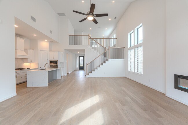 Building Photo - 21722 Ellsworth Gdn Ln