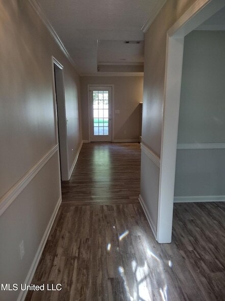 Building Photo - 206 Clark Farms Rd