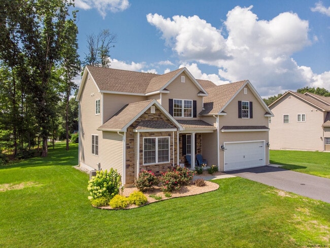 Building Photo - 106 Balsam Way