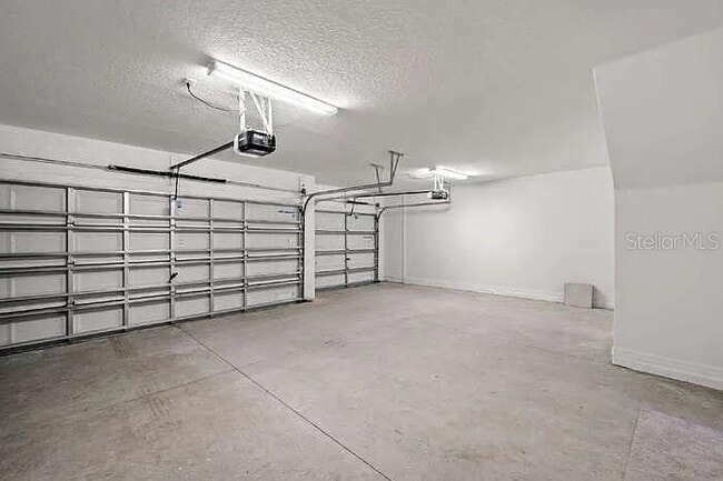 Building Photo - 16649 Carlton Pond St