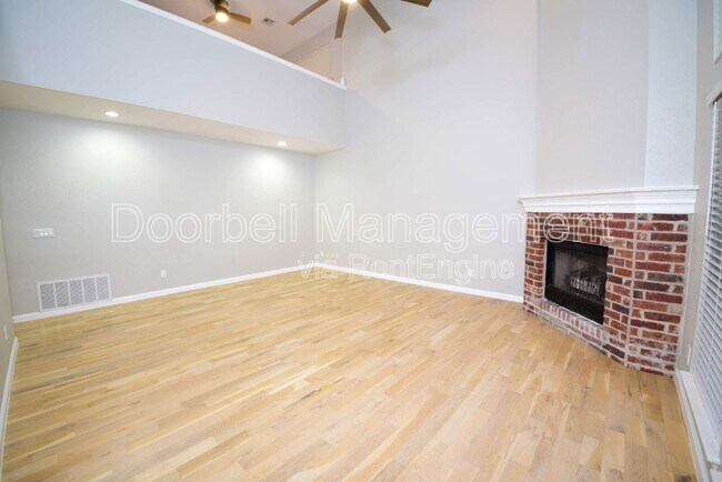 Building Photo - 9512 E 78th Pl