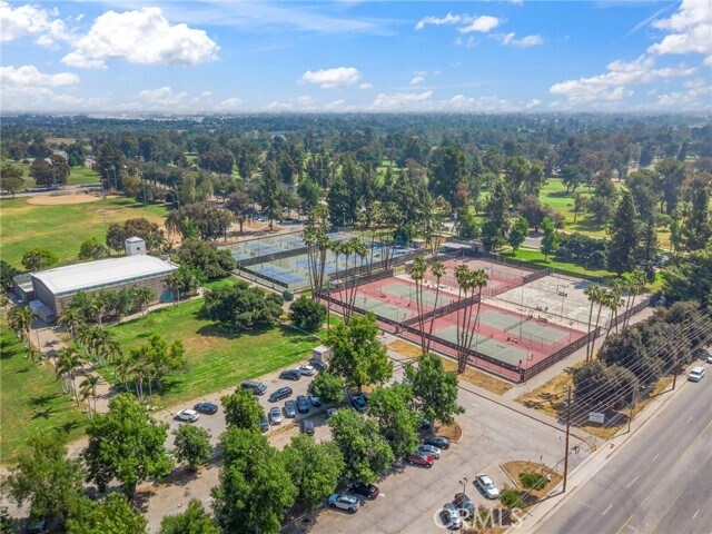 Building Photo - 17000 Burbank Blvd