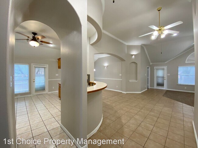 Building Photo - 3 br, 2 bath House - 8621 Lariat Cir