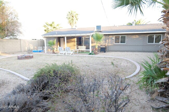 Building Photo - 7520 E Coolidge St