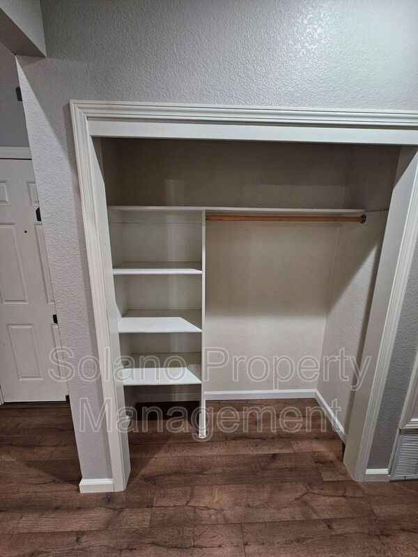 Building Photo - 246 Potrero St