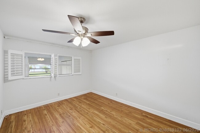 Building Photo - 28 Seville Dr
