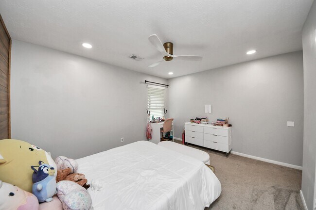 Building Photo - 20923 Moor Lily Ct