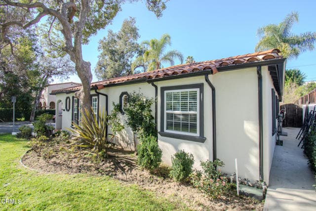 Building Photo - 4635 Cartwright Ave