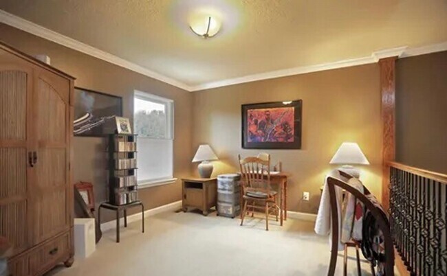 Building Photo - 4701 Shenandoah Dr