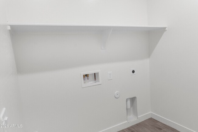 Building Photo - 3430 W Colusa Dr