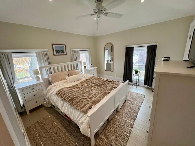 Building Photo - 246 Washington Ave