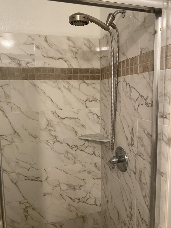 Building Photo - 8107 Olympia Ct