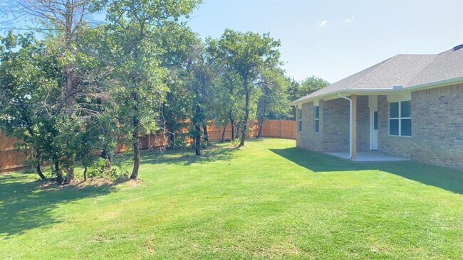 Building Photo - 12437 Armstrong Dr