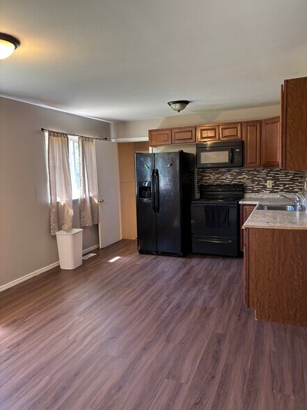 Building Photo - 1470 Mullanphy Rd