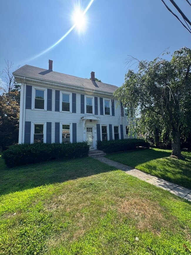 Building Photo - 136-138 Washington St-138
