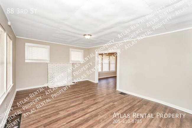 Building Photo - 88 3rd St