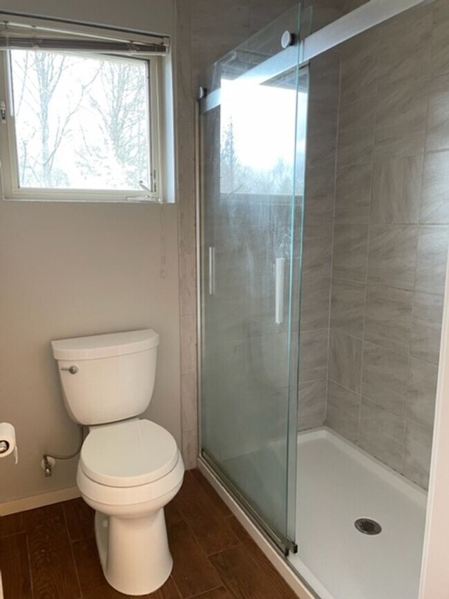 Building Photo - Beautiful 3 Bed 2.5 Bath Townhome in Talus, Issaquah