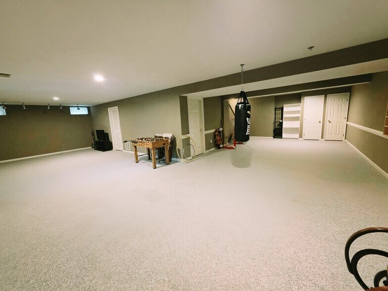 Building Photo - 17204 Sumac Ct
