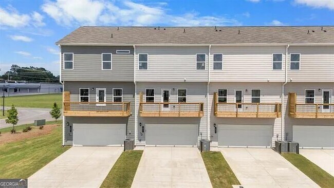 Building Photo - 77 Professional Pl