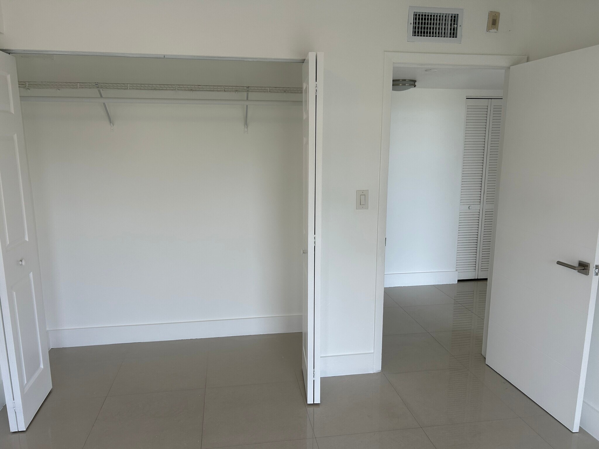 Building Photo - 2075 SW 122nd Ave