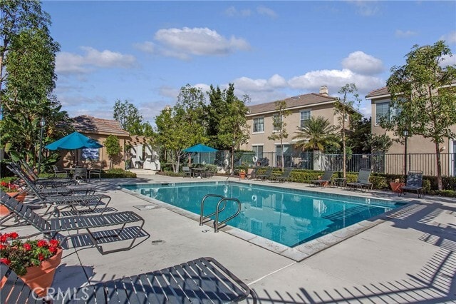 Building Photo - 42 Clear Creek